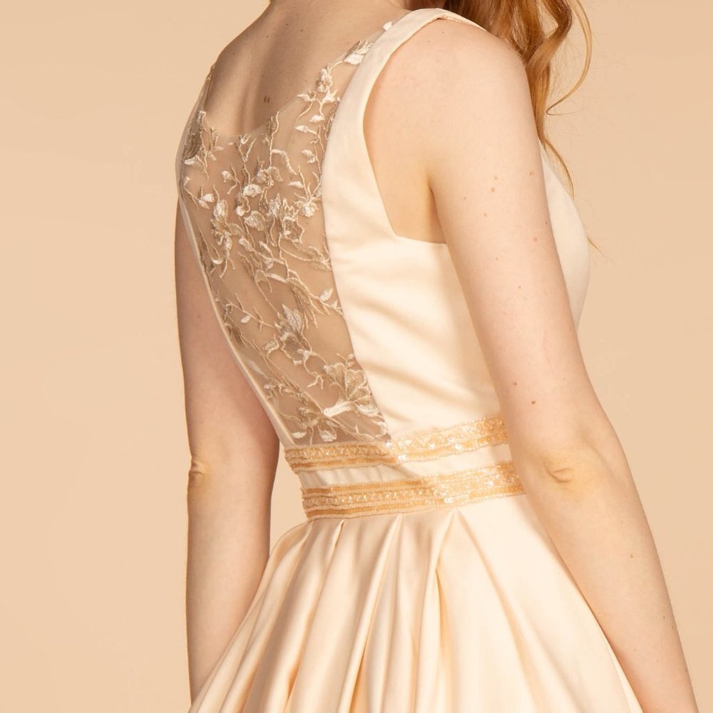 NEW LONG SLEEVELESS A-LINE SATIN DRESS WITH SCOOP NECKLINE AND SHEER BACK GL2531 - Picture 8 of 10
